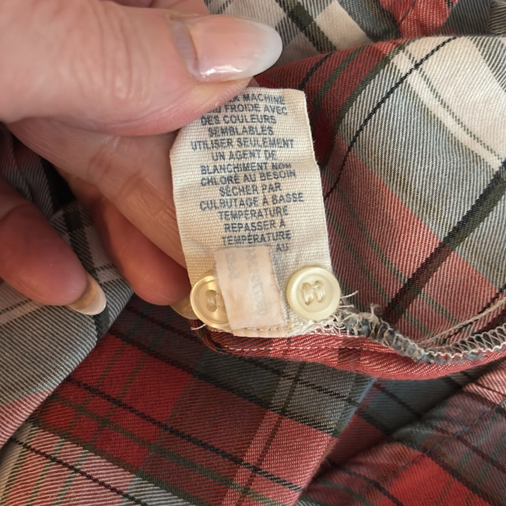 American Eagle Outfitters Plaid Button-Up Shirt - Size 8 - Picture 10 of 10